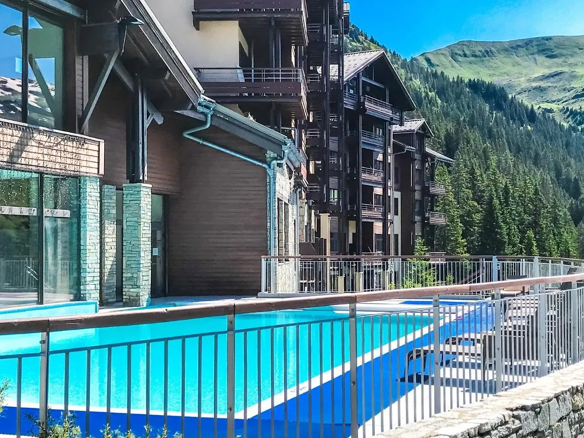Newly Redecorated 2-Bed Ski-In Ski-Out Family Apartment Flaine